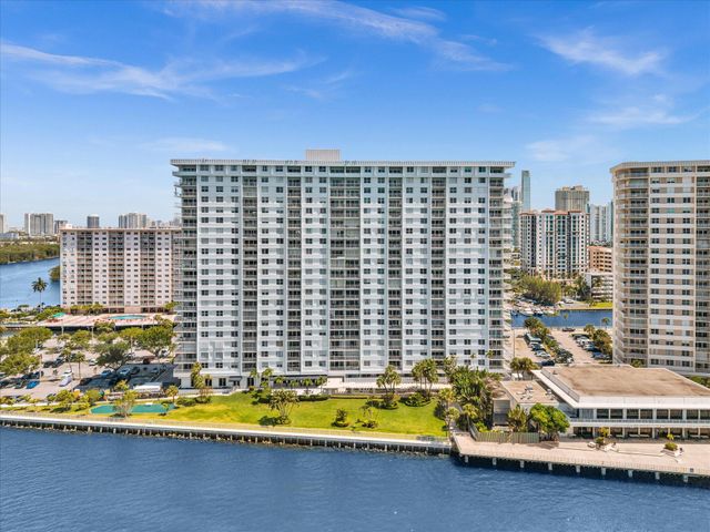 500 Bayview Drive 632, Sunny Isles Beach, FL 33160