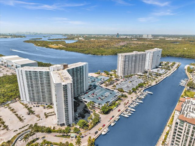 500 Bayview Drive 632, Sunny Isles Beach, FL 33160