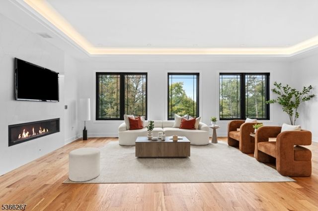 465 Cherry Ln, Mendham Boro, NJ 07945