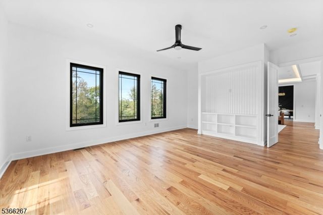 465 Cherry Ln, Mendham Boro, NJ 07945