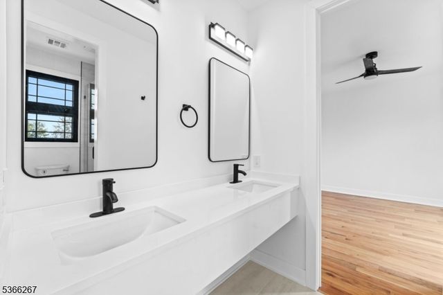 465 Cherry Ln, Mendham Boro, NJ 07945