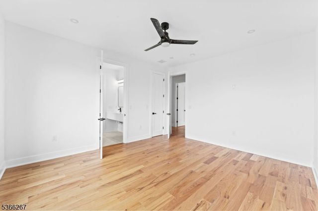 465 Cherry Ln, Mendham Boro, NJ 07945