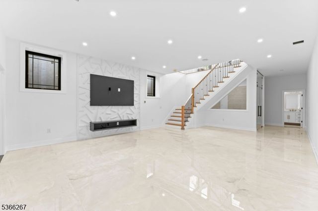 465 Cherry Ln, Mendham Boro, NJ 07945
