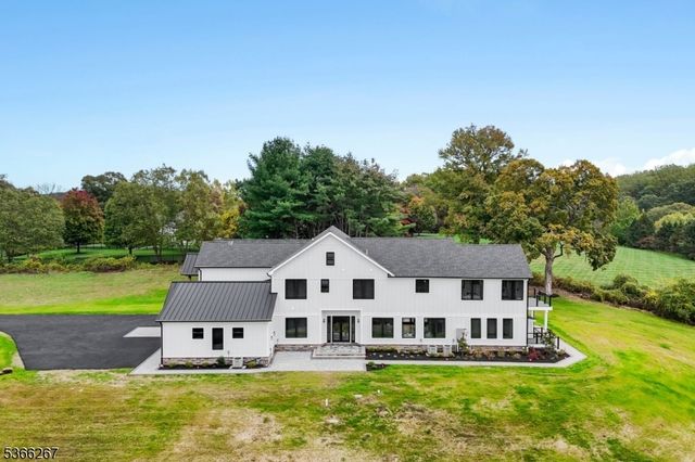 465 Cherry Ln, Mendham Boro, NJ 07945