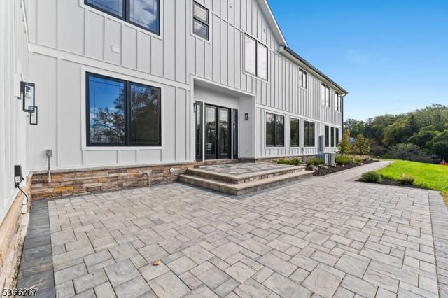 465 Cherry Ln, Mendham Boro, NJ 07945