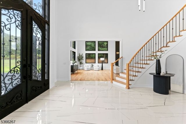 465 Cherry Ln, Mendham Boro, NJ 07945