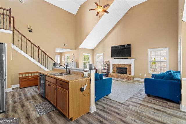 704 Williamsburg Court, Villa Rica, GA 30180
