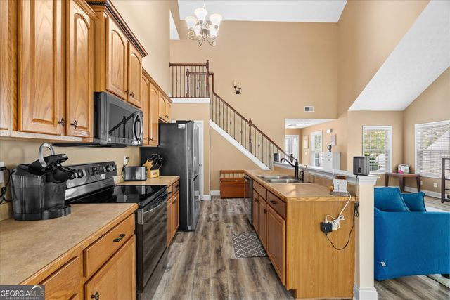 704 Williamsburg Court, Villa Rica, GA 30180