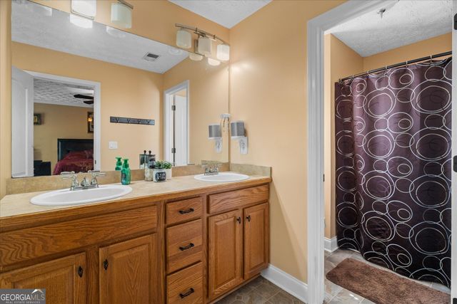 704 Williamsburg Court, Villa Rica, GA 30180
