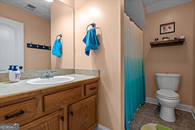 704 Williamsburg Court, Villa Rica, GA 30180