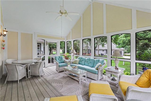 3211 W 83rd Terrace, Leawood, KS 66206