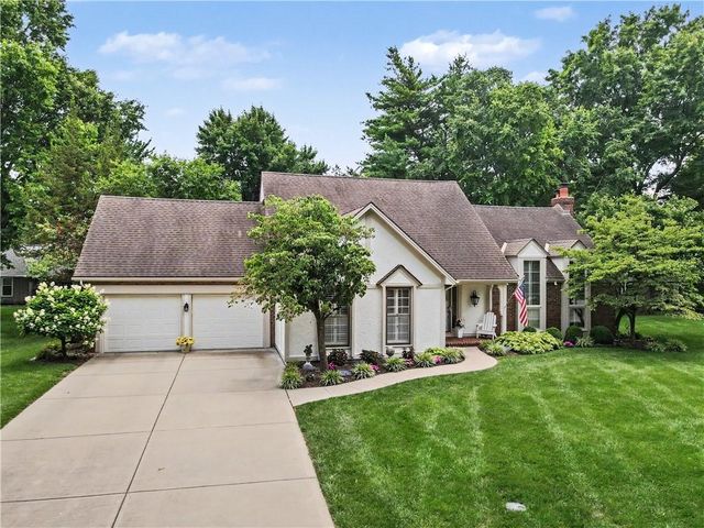3211 W 83rd Terrace, Leawood, KS 66206