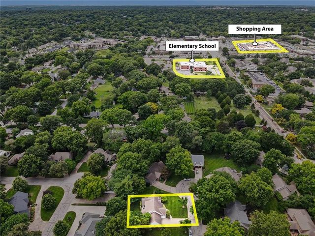 3211 W 83rd Terrace, Leawood, KS 66206