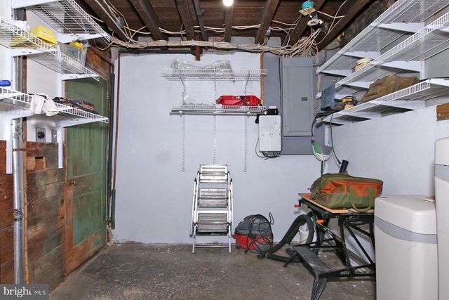 230 REXMONT RD, Lebanon, PA 17042