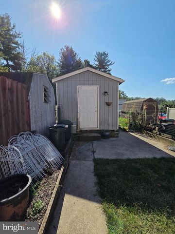 230 REXMONT RD, Lebanon, PA 17042