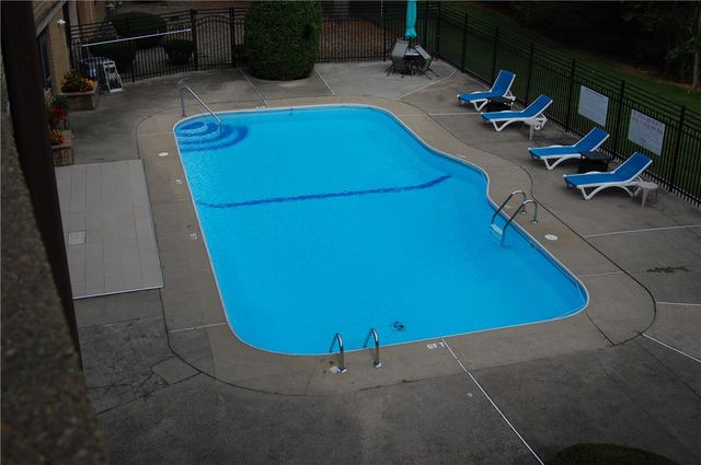 175 Hoffman Avenue 307, Cranston, RI 02920