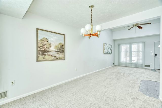 30 Scottcross Lane, Chili, NY 14623