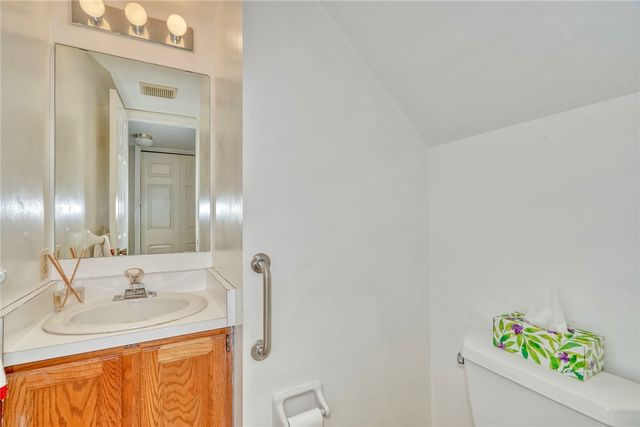 30 Scottcross Lane, Chili, NY 14623