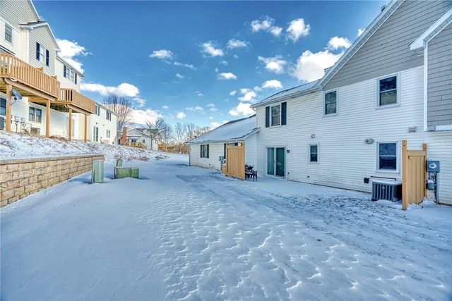 30 Scottcross Lane, Chili, NY 14623