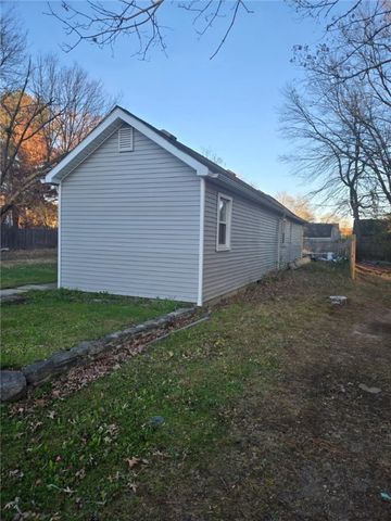 22 Idaho Street, Coventry, RI 02816