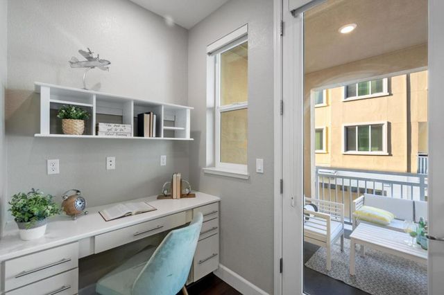 5977 Larkstone Loop, San Jose, CA 95123