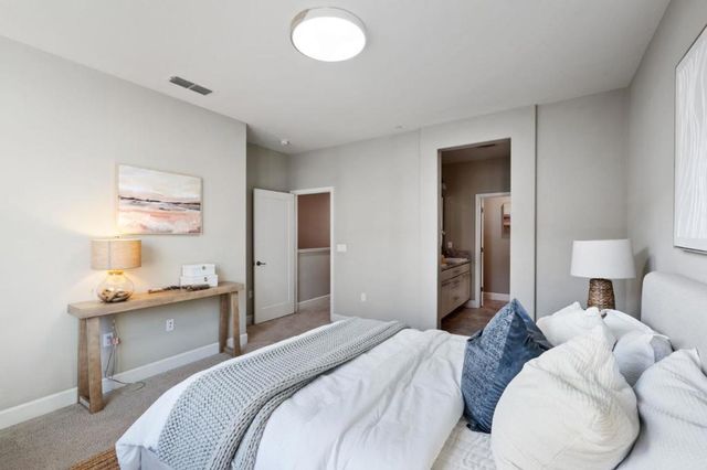 5977 Larkstone Loop, San Jose, CA 95123