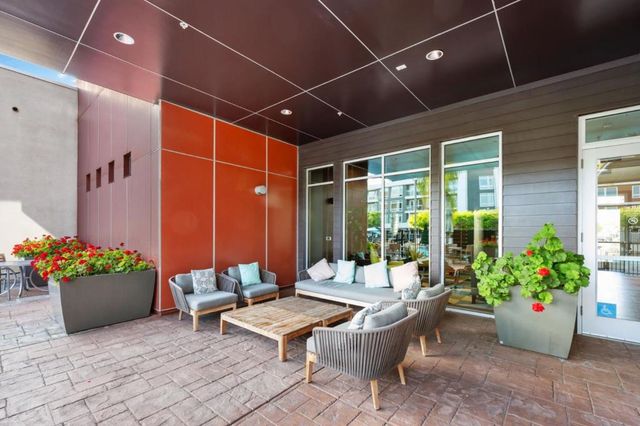 5977 Larkstone Loop, San Jose, CA 95123