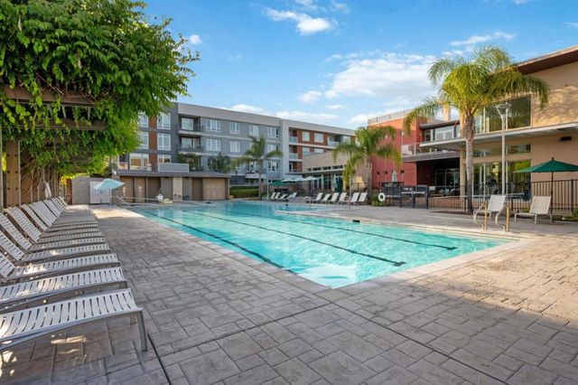 5977 Larkstone Loop, San Jose, CA 95123