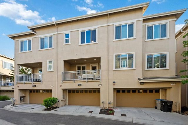 5977 Larkstone Loop, San Jose, CA 95123