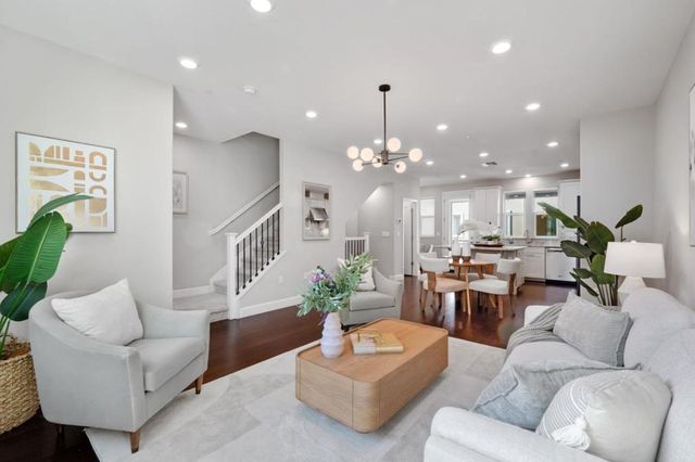 5977 Larkstone Loop, San Jose, CA 95123