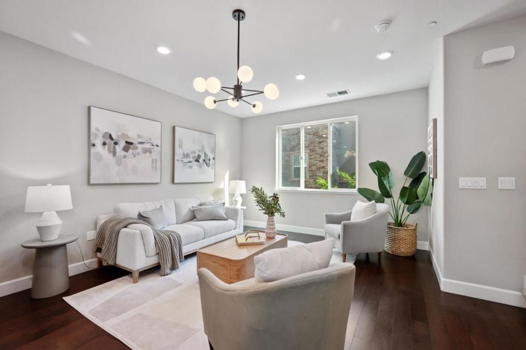 5977 Larkstone Loop, San Jose, CA 95123