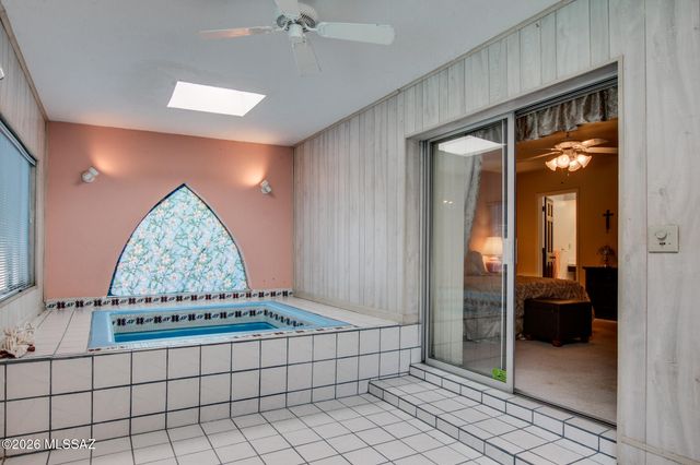 710 W Burton Drive, Tucson, AZ 85704