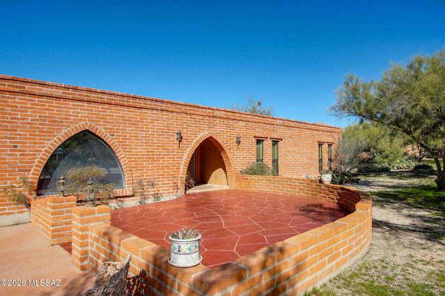 710 W Burton Drive, Tucson, AZ 85704