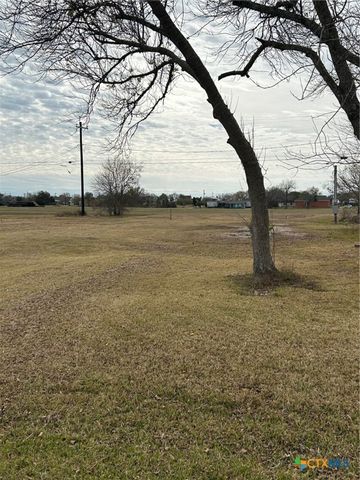 508 W Dallas Avenue, Seadrift, TX 77983