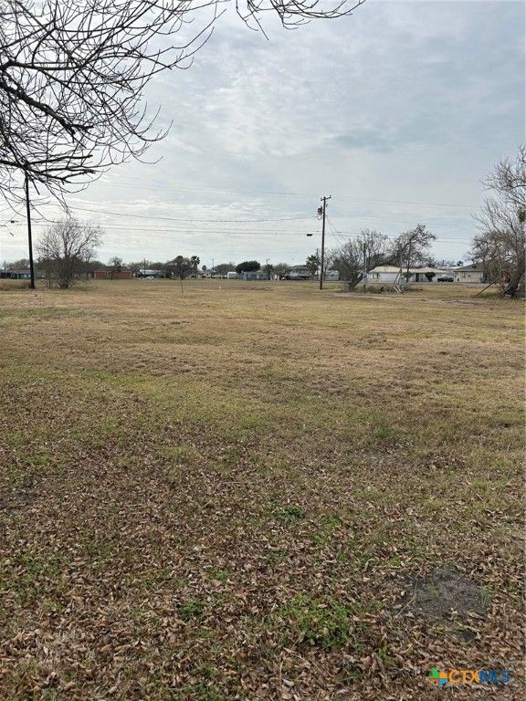508 W Dallas Avenue, Seadrift, TX 77983
