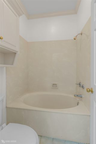 304 Tealwood Drive, Bossier City, LA 71111