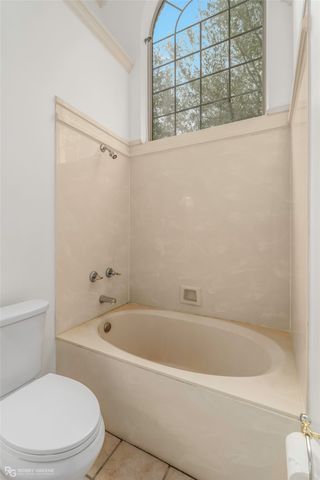 304 Tealwood Drive, Bossier City, LA 71111