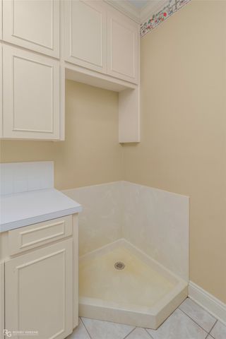 304 Tealwood Drive, Bossier City, LA 71111