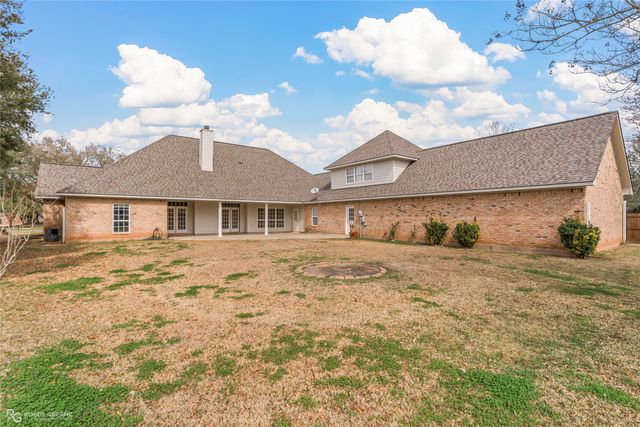 304 Tealwood Drive, Bossier City, LA 71111