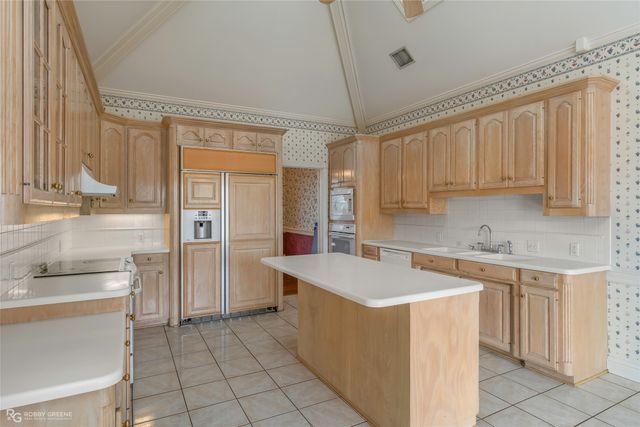 304 Tealwood Drive, Bossier City, LA 71111