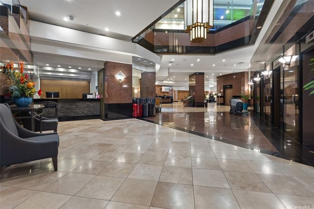 1088 Bishop Street 2204, Honolulu, HI 96813