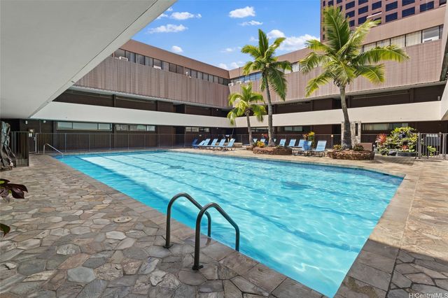 1088 Bishop Street 2204, Honolulu, HI 96813