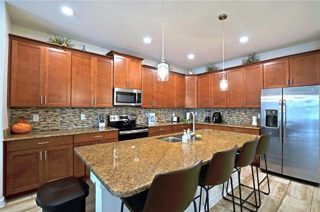 4779 KINGS CASTLE CIRCLE, Kissimmee, FL 34746