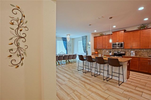 4779 KINGS CASTLE CIRCLE, Kissimmee, FL 34746