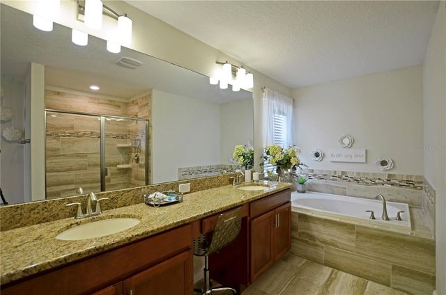 4779 KINGS CASTLE CIRCLE, Kissimmee, FL 34746