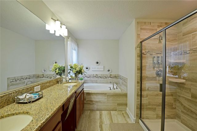 4779 KINGS CASTLE CIRCLE, Kissimmee, FL 34746