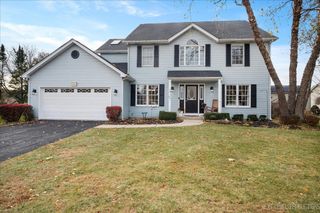 608 Spyglass Court, North Aurora, IL 60542