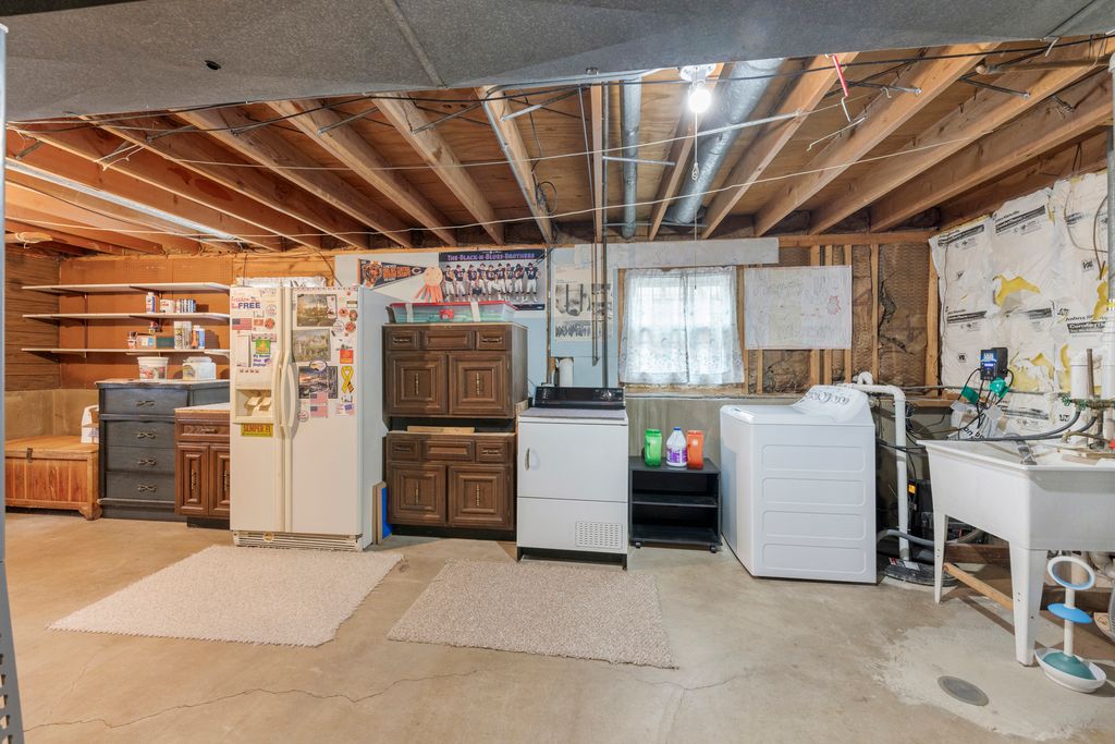 Image 20 of property listing at 15423 Orogrande Drive, Oak Forest, IL 60452
