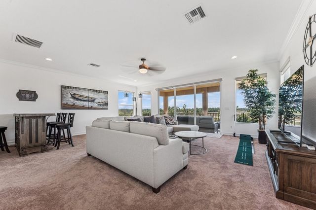 7733 Maywood Crest Drive, Palm Beach Gardens, FL 33412