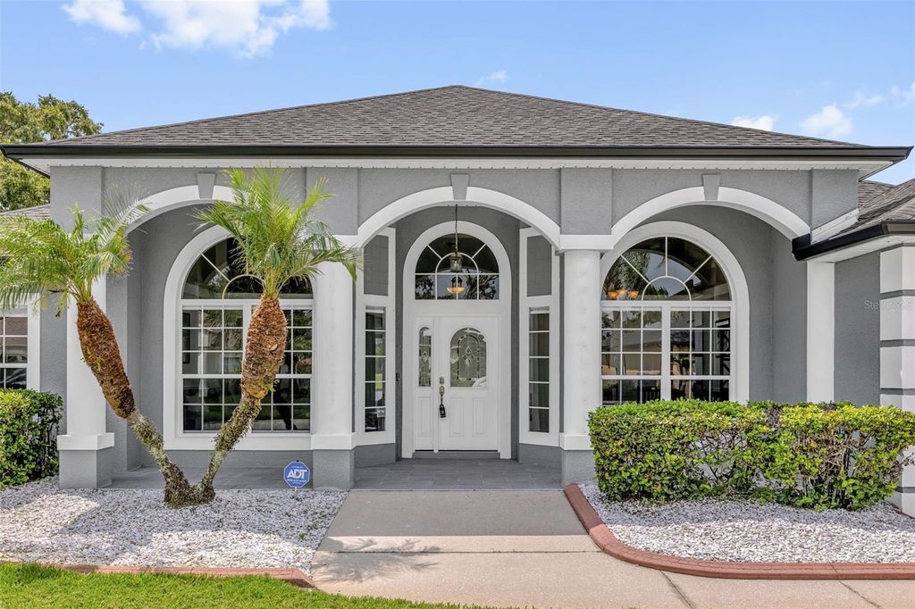 Image 3 of property listing at 1934 FAIRWAY LOOP, Kissimmee, FL 34746